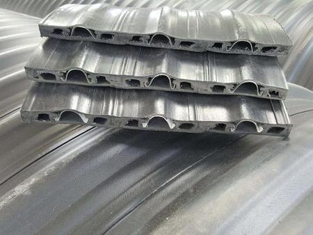 浙江國(guó)塑管業(yè)科技-HDPE鋼帶增強(qiáng)管